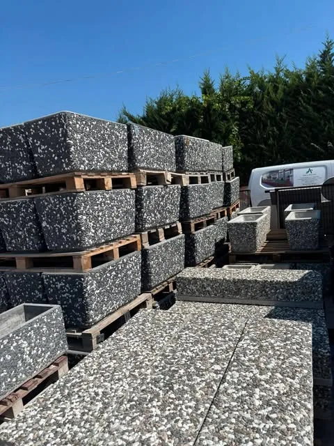 Bahçe düzenlemesinde kullanılan sert peyzaj blokları